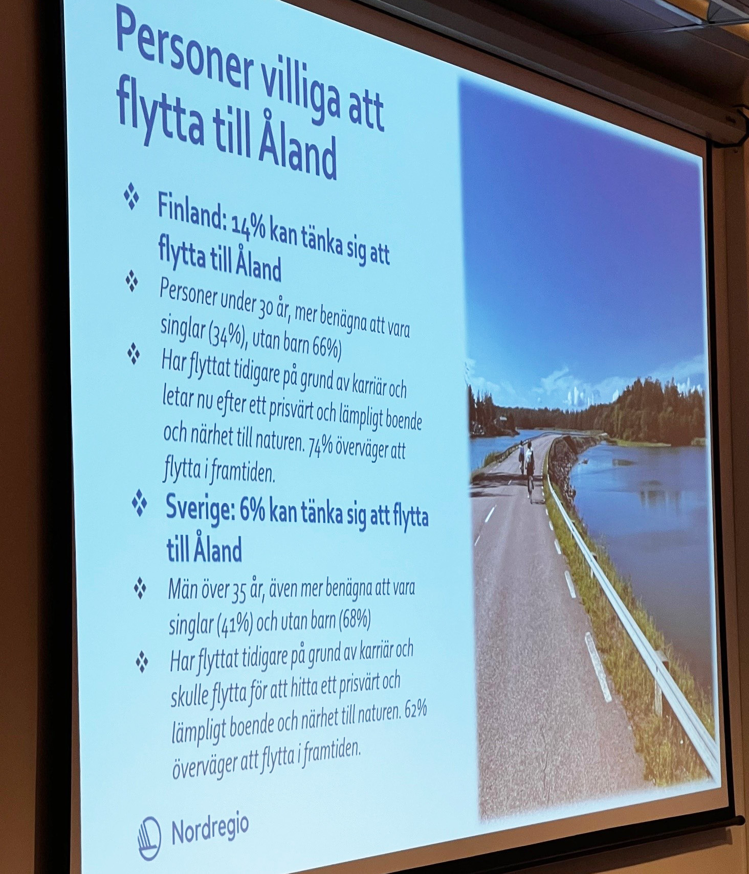 Bilden visar en sida från Hilma Salonens presentation vid ÅSUBs seminarium "Trender på arbetsmarknaden - åländska och nordiska perspektiv"